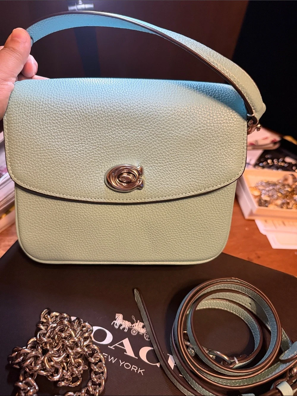 Coach compact pebble